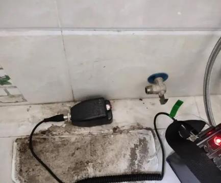 尉犁屋顶漏水维修公司分享下卫生间漏水的危害及解决方法